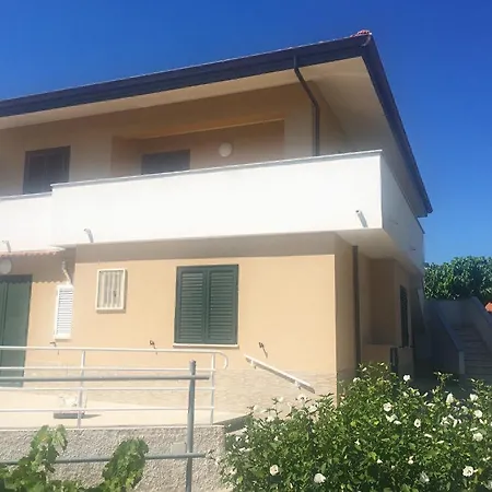 Apartment Villa Amarilla *